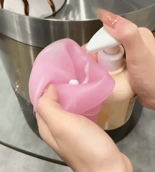 Silicone Moisturizing Soft Gel Socks